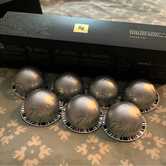 Nespresso Kitchen Nespresso Vertuo Pods Caramel Cookie Papua New Guinea Poshmark